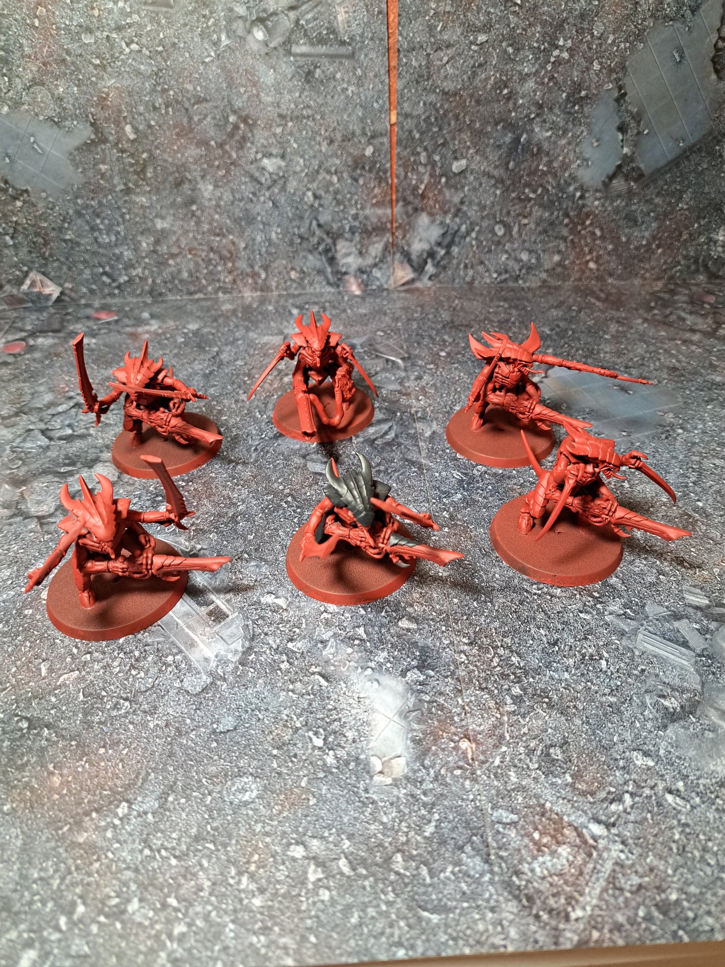 Tyranid Warriors x6 Tyranids Tyraniden Warhammer 40k teilweise rot geprimed