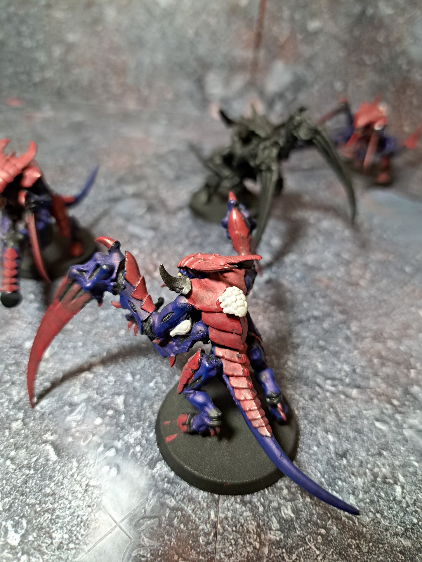 Tyranid Warriors Kitbash Tyranids Tyraniden Warhammer 40k teilweise bemalt