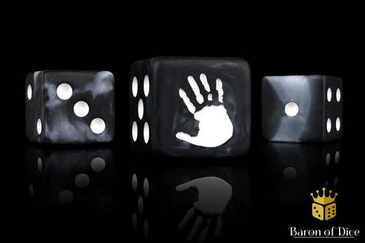 Baron of Dice White Hand – 25 eckige Würfel für Sole Ring